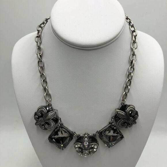 Vintage VCLM Women's Statement Necklace Fleur De Lys Rhinestones Silvertone - Picture 1 of 11